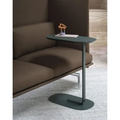 Muuto Relate Sofabord 73,5 cm Røget Eg/Sort