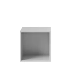 Muuto Stacked Hyldesystem Med Bagplade Medium Grå