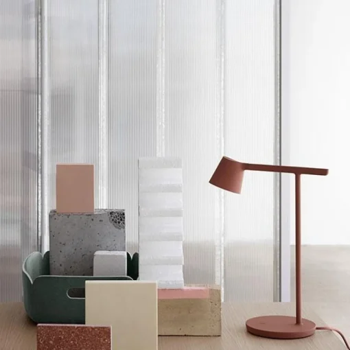 Muuto Tip Bordlampe Grå
