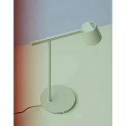 Muuto Tip Bordlampe Kobber Brun