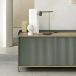 Muuto Tip Bordlampe Sort