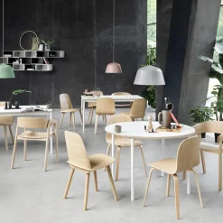 Muuto Visu Spisebordsstol med Trá Base Eg