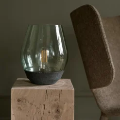 NEW WORKS Bowl Bordlampe Rå Kobber med Røget Glas Skárm