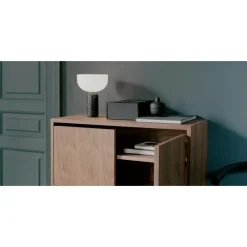 New Works Cabinet Reol Høj Med Døre Sort Ask