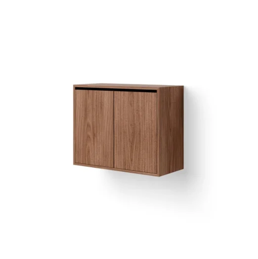 New Works Cabinet Reol Høj Med Døre Valnød