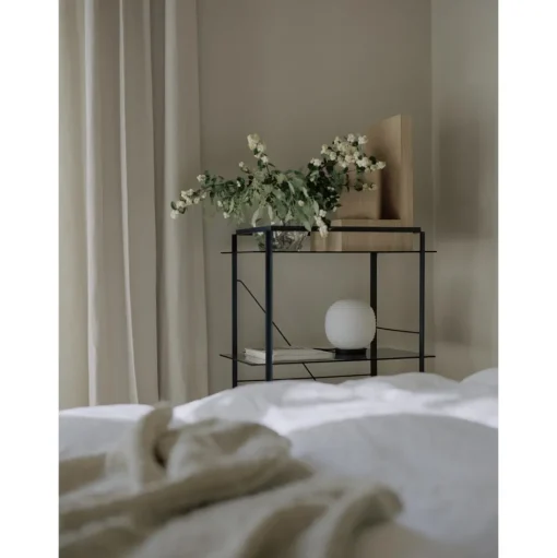 NEW WORKS Lantern Globe Bordlampe Hvid Mellem