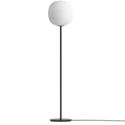 NEW WORKS Lantern Gulvlampe M. Sort Fod & Matteret Hvid Opal Glas
