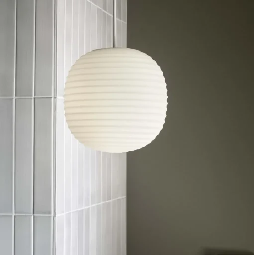 NEW WORKS Lantern Pendel i Matteret Hvid Opal Glas Lille