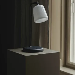 NEW WORKS Material Bordlampe Blandet Cork