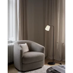 New Works Material Gulvlampe Opal