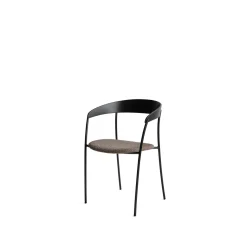 New Works Missing Spisebordsstol med Armlán Sort Eg/Barnum Dark Taupe