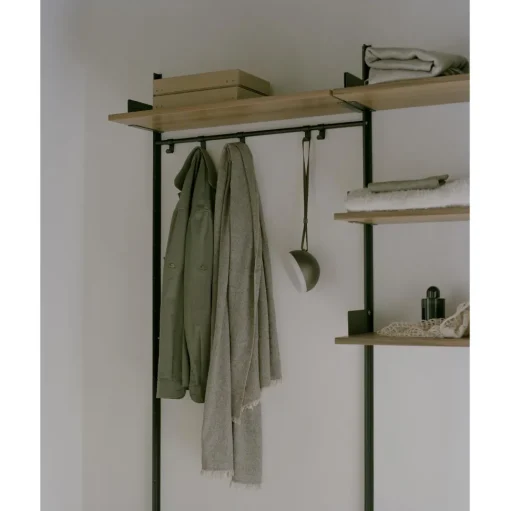 New Works New Works Wardrobe Reol 3 Valnød/Sort