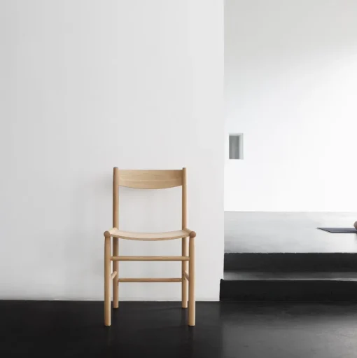 Nikari Linea Collection Akademia Spisebordsstol Sort Bejdset Asketrá