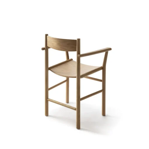 Nikari Linea Collection Akademia Spisebordsstol med Armlán Lakeret Egetrá
