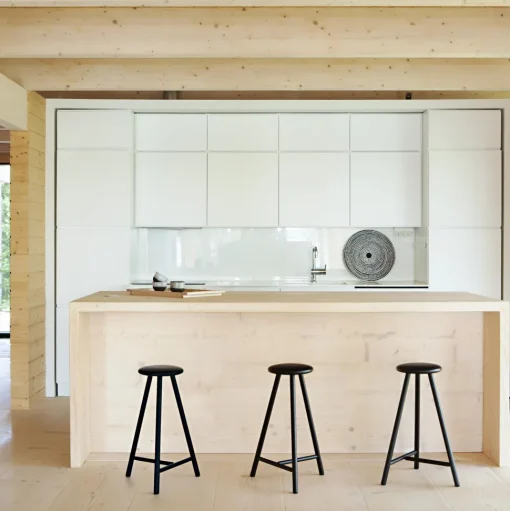 Nikari Linea Collection Perch Barstol Sortbejdset Egetrá