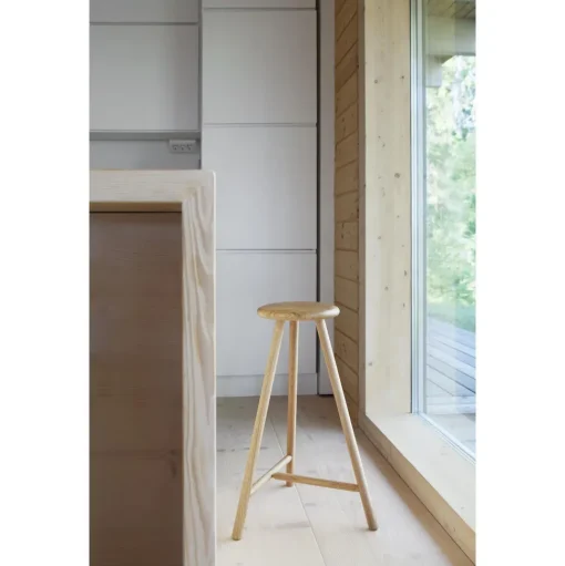 Nikari Linea Collection Perch Høj Barstol Sortbejdset Egetrá