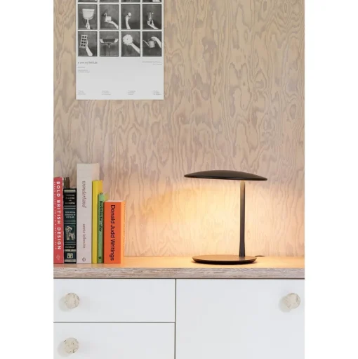 NINE Disc Bordlampe Børstet Messing/Sort
