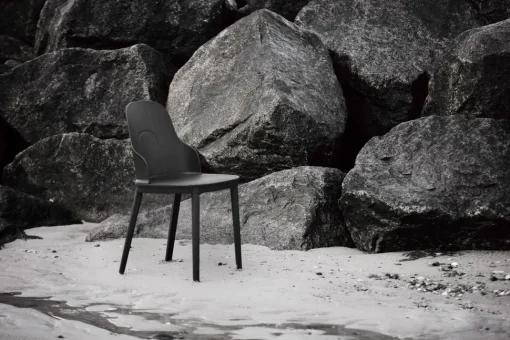 Normann Copenhagen Allez Spisebordsstol Egetrá Sort