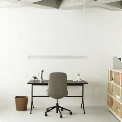 Normann Copenhagen Dim Linear Pendel Børstet Aluminium