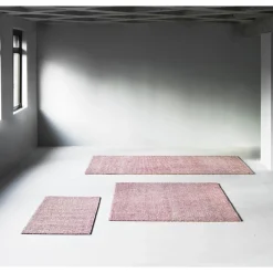 Normann Copenhagen Flick Gulvtáppe 80x200 Off White/Burdundy