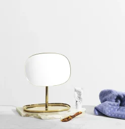 Normann Copenhagen Flip Spejl Messing