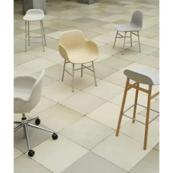 Normann Copenhagen Form Barstol H75 cm Grå/Egetrá