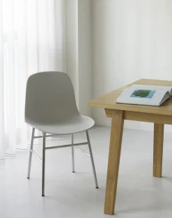 Normann Copenhagen Form Spisebordsstol Crème/Krom