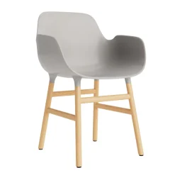Normann Copenhagen Form Spisebordsstol Med Armlán Varm Grå/Eg