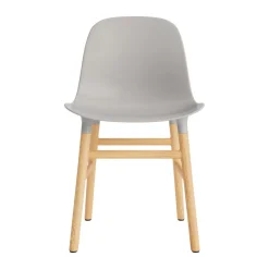 Normann Copenhagen Form Spisebordsstol med Armlán Sort/Egetrá