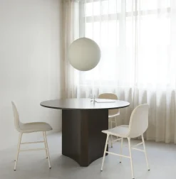 Normann Copenhagen Form Spisebordsstol Hvid/Egetrá