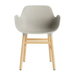 Normann Copenhagen Form Spisebordsstol Med Armlán Lysegrå/Eg