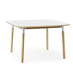 Normann Copenhagen Form Spisebord 120 x 120 cm Hvid/Egetrá