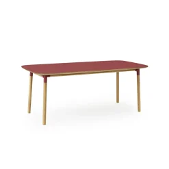 Normann Copenhagen Form Spisebord 95 x 200 cm Rød/Egetrá