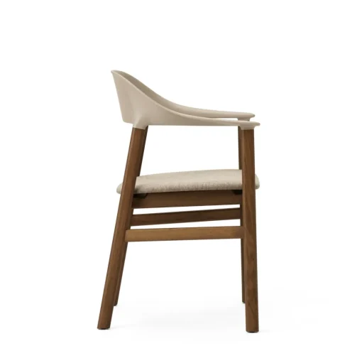 Normann Copenhagen Herit Spisebordsstol med Armlán Polstret Røget Egetrá/ Sand