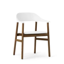 Normann Copenhagen Herit Spisebordsstol med Armlán Láder Polstret Røget Egetrá/ Hvid