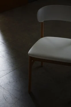 Normann Copenhagen Herit Spisebordsstol Røget Egetrá/ Sort