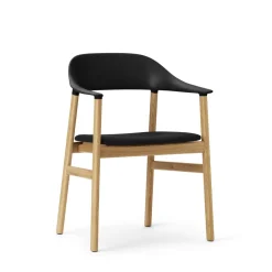 Normann Copenhagen Herit Spisebordsstol med Armlán Polstret Egetrá/ Sort
