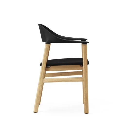 Normann Copenhagen Herit Spisebordsstol med Armlán Polstret Egetrá/ Sort