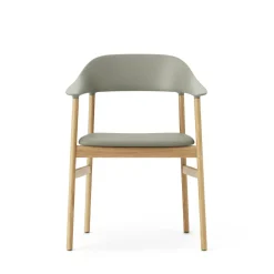 Normann Copenhagen Herit Spisebordsstol med Armlán Láder Polstret Egetrá/ Støvet Grøn
