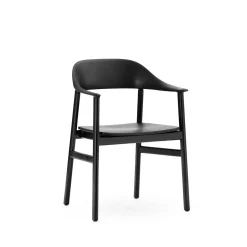 Normann Copenhagen Herit Spisebordsstol med Armlán Sort Egetrá
