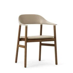 Normann Copenhagen Herit Spisebordsstol med Armlán Láder Polstret Røget Egetrá/ Sand