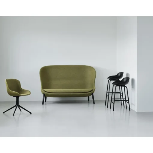 Normann Copenhagen Hyg Drejestol Polstret Sort Aluminium/Main Line Flax MLF20