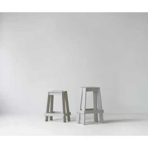 Normann Copenhagen Let Barstol H65 Lysegrå