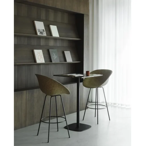 Normann Copenhagen Mat Barstol Med Armlán 65 cm Sort/Stål/Seaweed