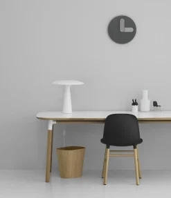 Normann Copenhagen Tales of Wood Papirkurv Egetrá
