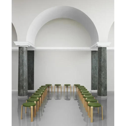 Normann Copenhagen Tap Skammel Eg/Sort