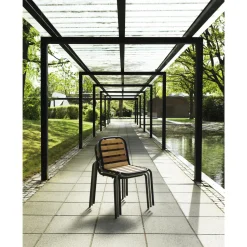 Normann Copenhagen Vig Udendørsstol Sort/Robinia