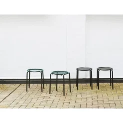 Normann Copenhagen Vig Udendørs Skammel Mørkegrøn
