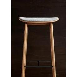NORR11 NY11 Barstol H65 cm Mørk Røget Egetrá/Hallingdal 65 220