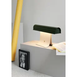 Northern Archive Bordlampe L50 Mørkegrøn/Lysegrøn